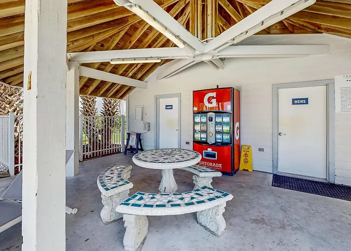 3rd-floor Gulf-view With Hot Tub Outdoor Pool Tennis Balcony Elevator Holiday home *